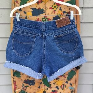 Vintage Shorts - 🌺 VINTAGE HIGHWAISTED DENIM SHORTS 🌺 Vintage Shorts - 🌺 VINTAGE HIGHWAISTED DENIM SHORTS 🌺